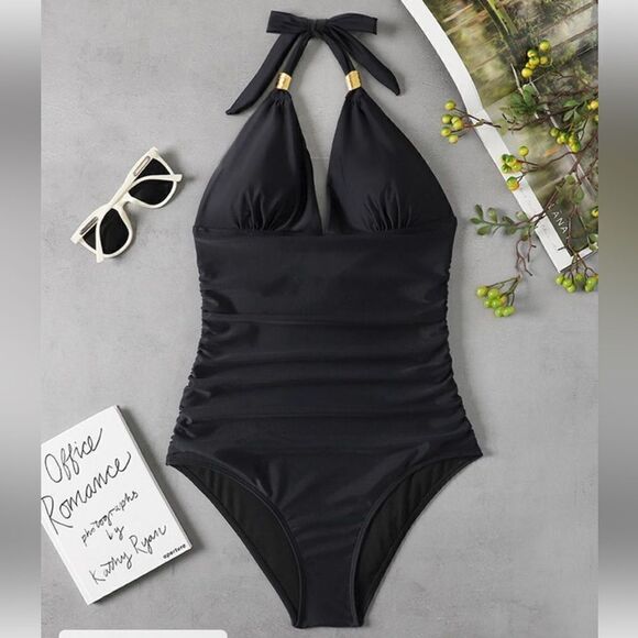 1-Black Halter Backless Ruched One Piece Swimsuit. - Picture 4 of 6